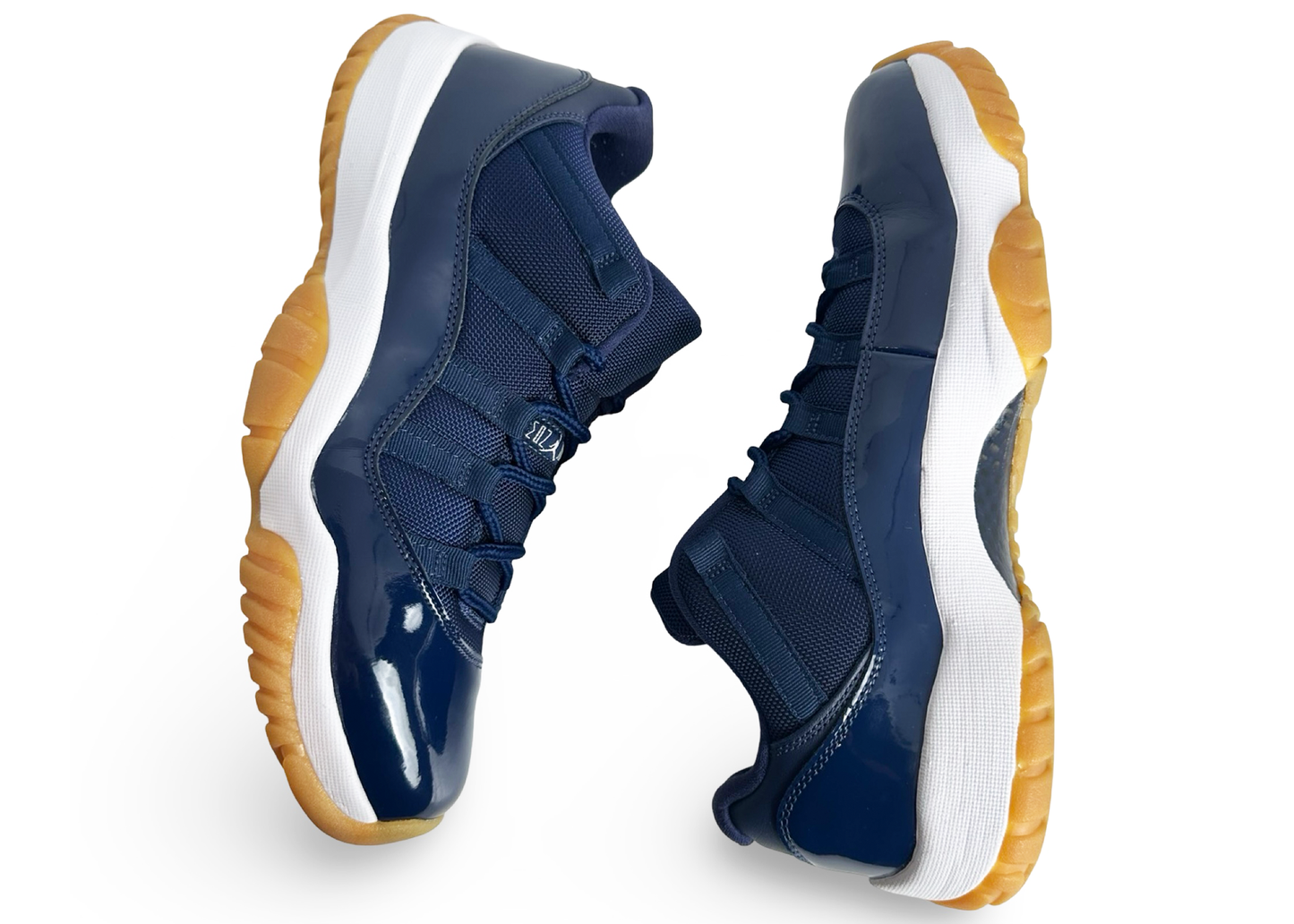 Jordan 11 retro low midnight navy best sale