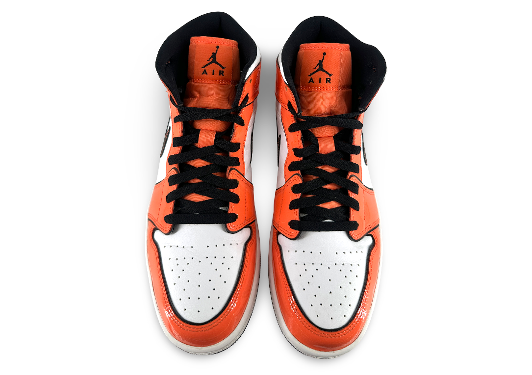 Jordan 1 Mid SE Turf Orange