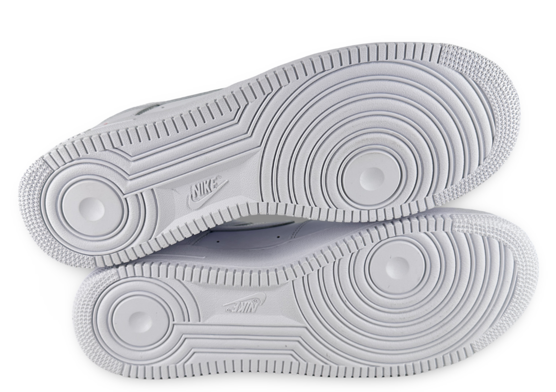 Nike Air Force 1 Low Supreme White