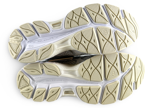 ASICS Gel-Cumulus 16 White
