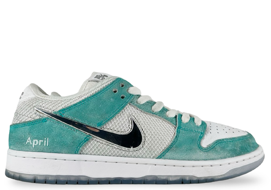 Nike SB Dunk Low April Skateboards