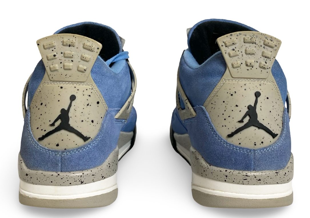 Jordan 4 Retro University Blue (2021)