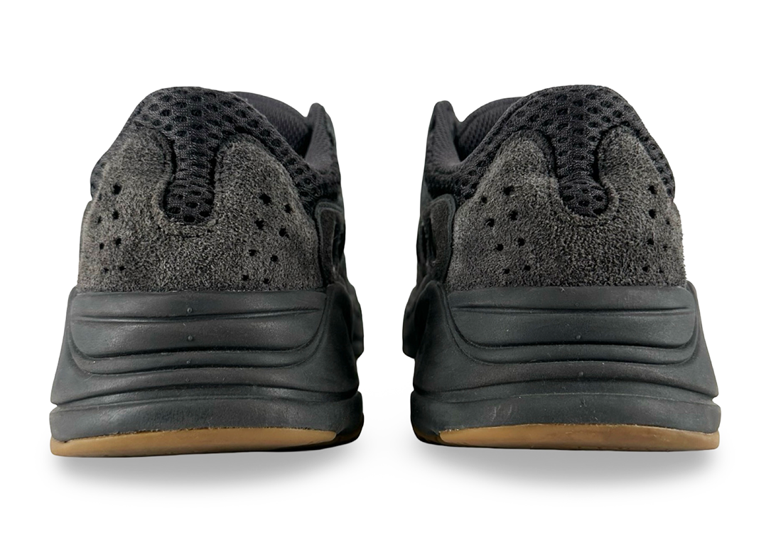 adidas Yeezy Boost 700 Utility Black