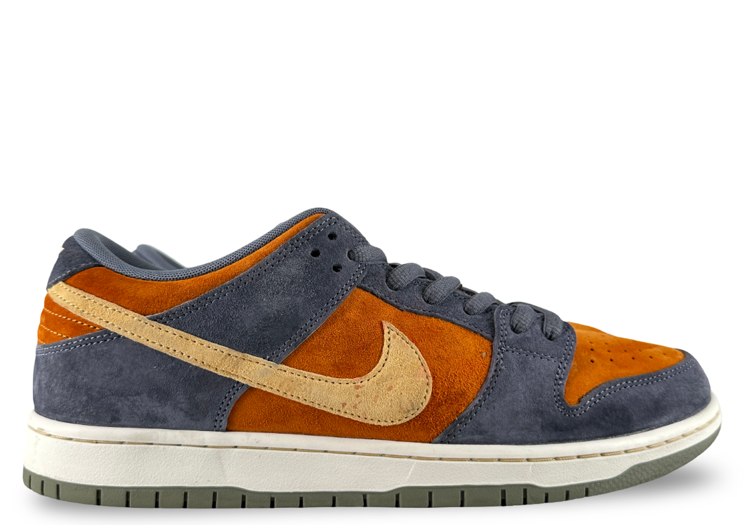 Nike SB Dunk Low Light Carbon Monarch