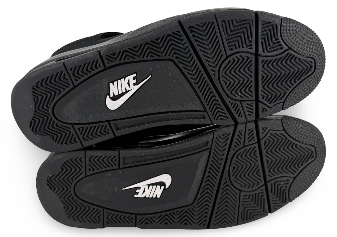 Jordan 4 Retro Black Cat (2025)