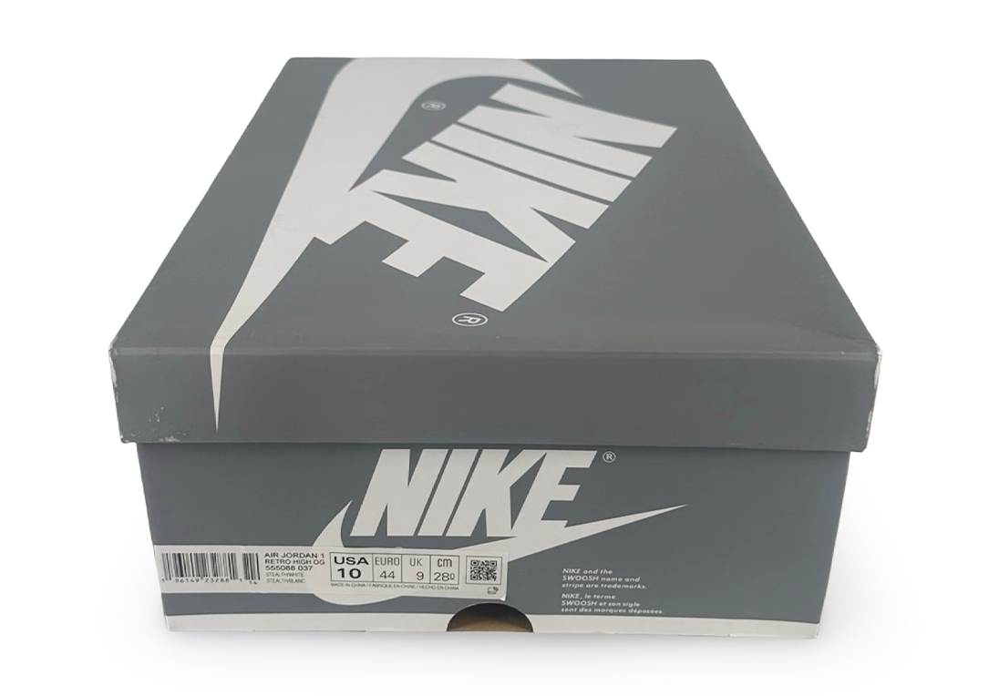 Jordan 1 Retro High OG Stealth