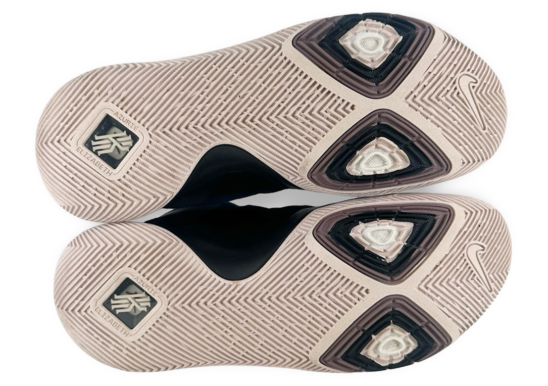 Nike Kyrie 3 Black Suede