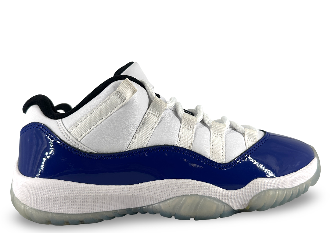 Jordan 11 Retro Low White Concord (Women's)