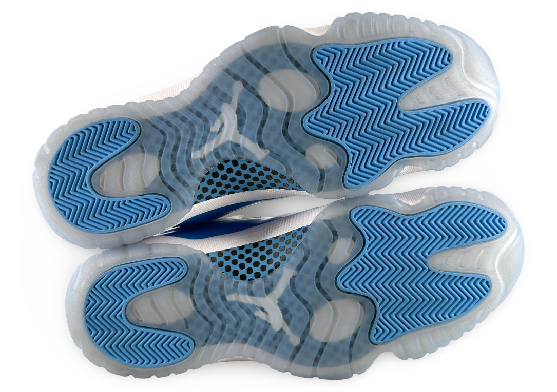 Jordan 11 Retro Low University Blue (2026)