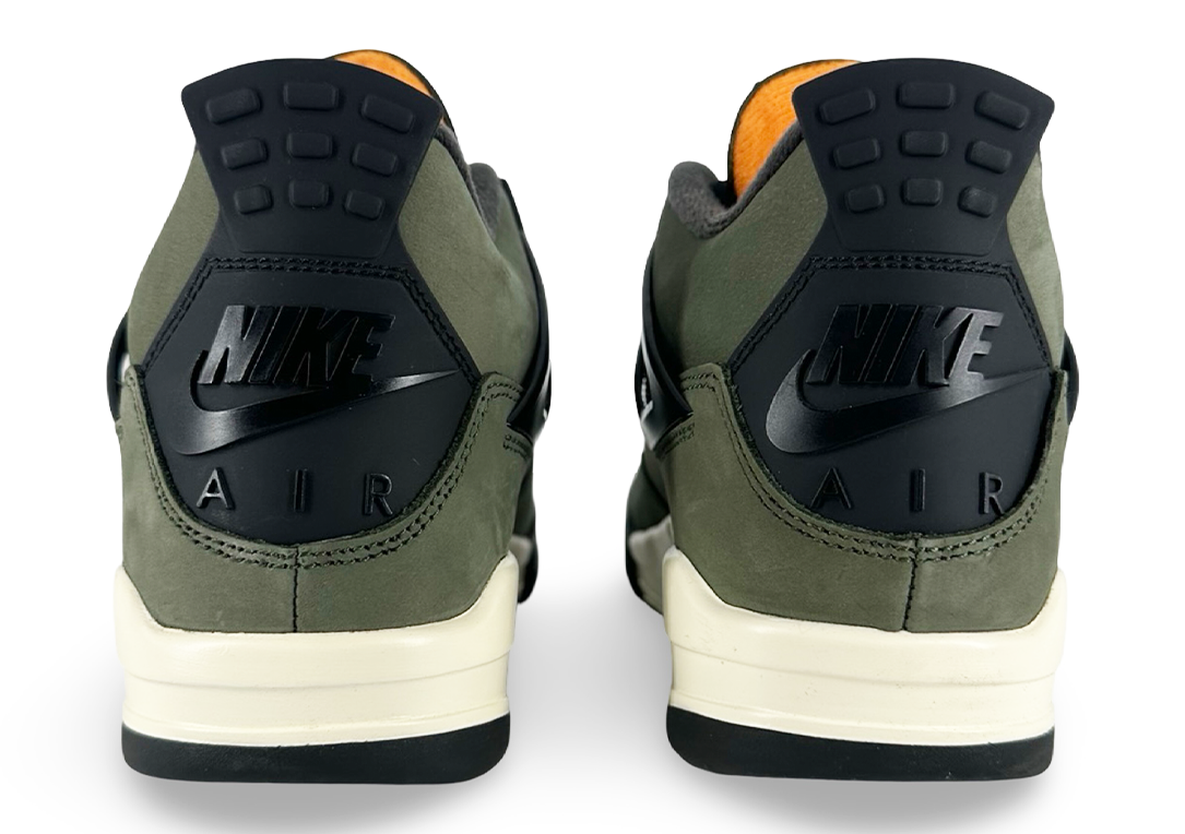 Jordan 4 Retro OG SP Undefeated (2025)