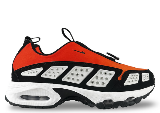 Nike Air Max Sunder
Bright Crimson (Women's)