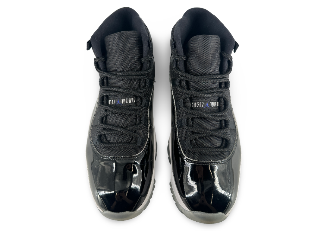Jordan 11 Retro Space Jam (2016)