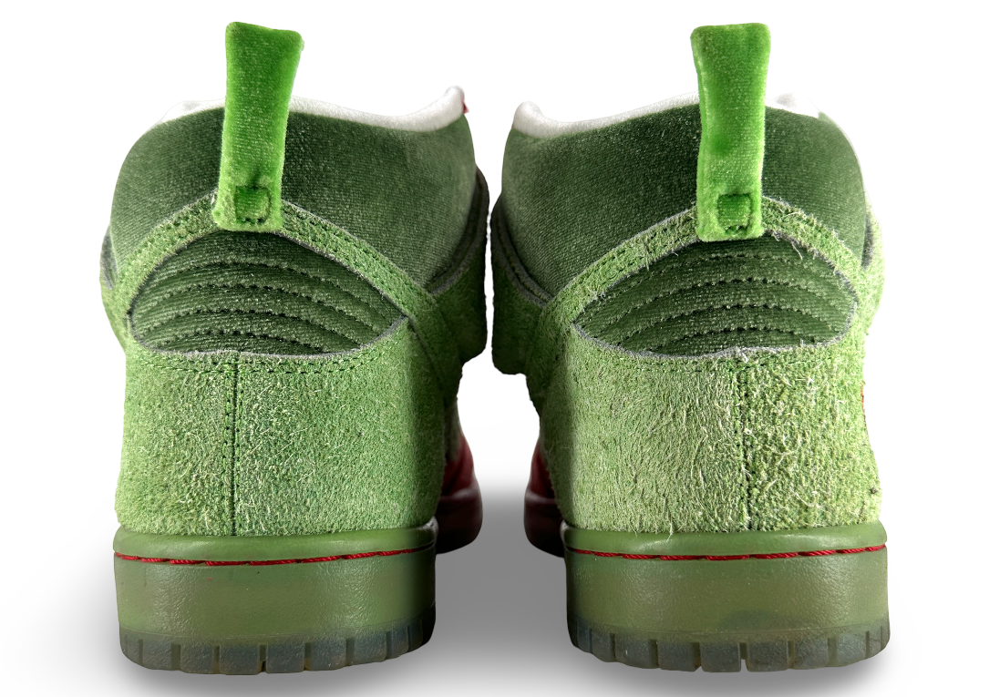 Nike SB Dunk High Strawberry Cough