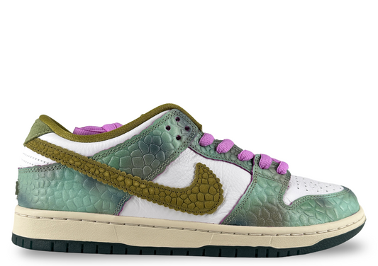 Nike SB Dunk Low Alexis Sablone Chameleon