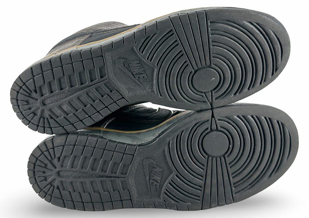Nike SB Dunk Low Yellow Curb