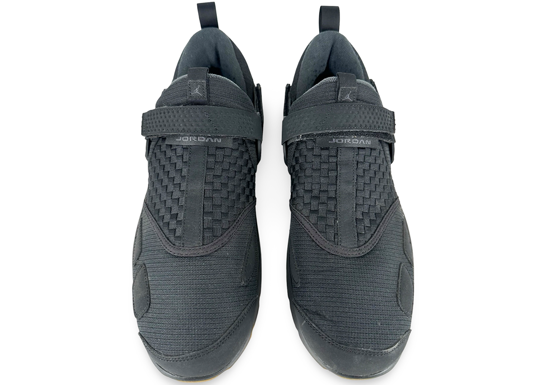 Jordan Trunner Lx Black/Anthracite-Gum Yellow