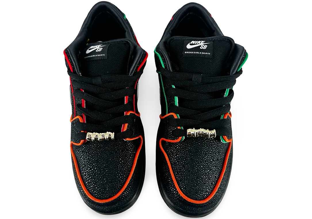 Nike SB Dunk Low Bronx Girls Skate