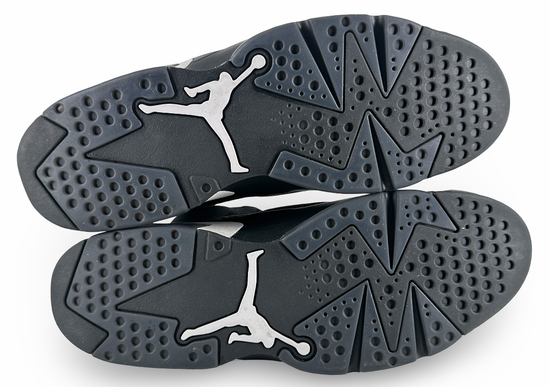 Jordan 6 Retro Cap and Gown