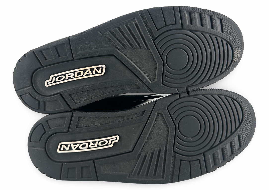 Jordan 3 Retro Black Cat (2025)