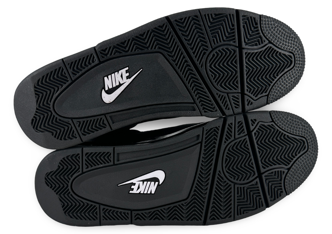 Jordan 4 Retro Black Cat (2025)