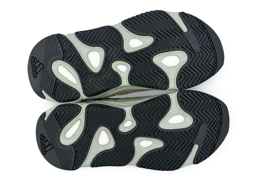 adidas Yeezy Boost 700 Salt