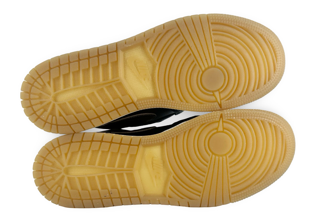 Jordan 1 Retro High OG Black Metallic Gold (GS)