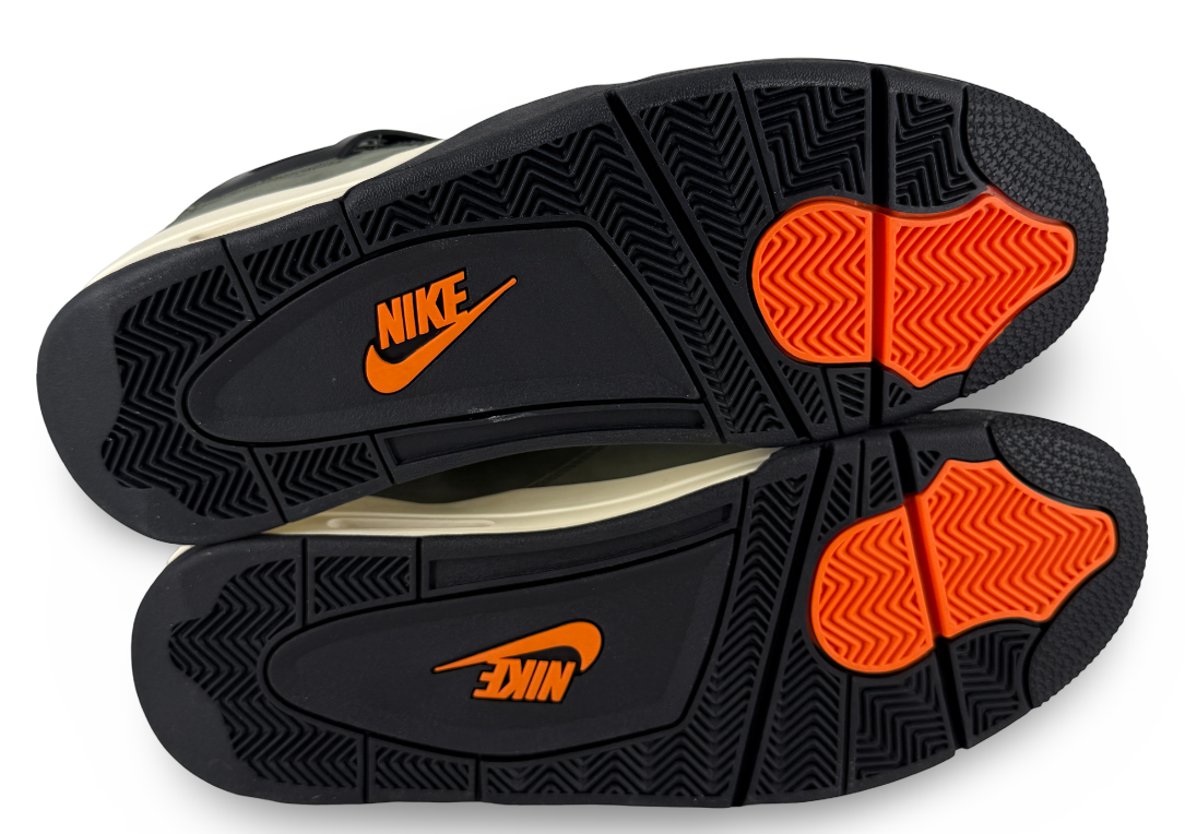 Jordan 4 Retro OG SP Undefeated (2025)