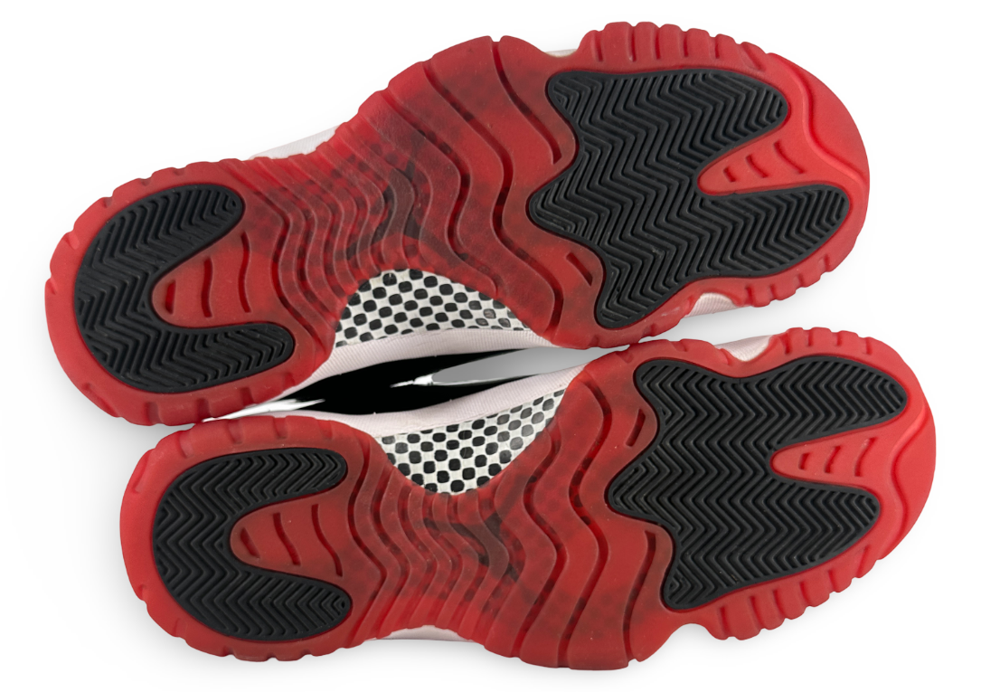 Jordan 11 Retro Playoffs Bred (2019)