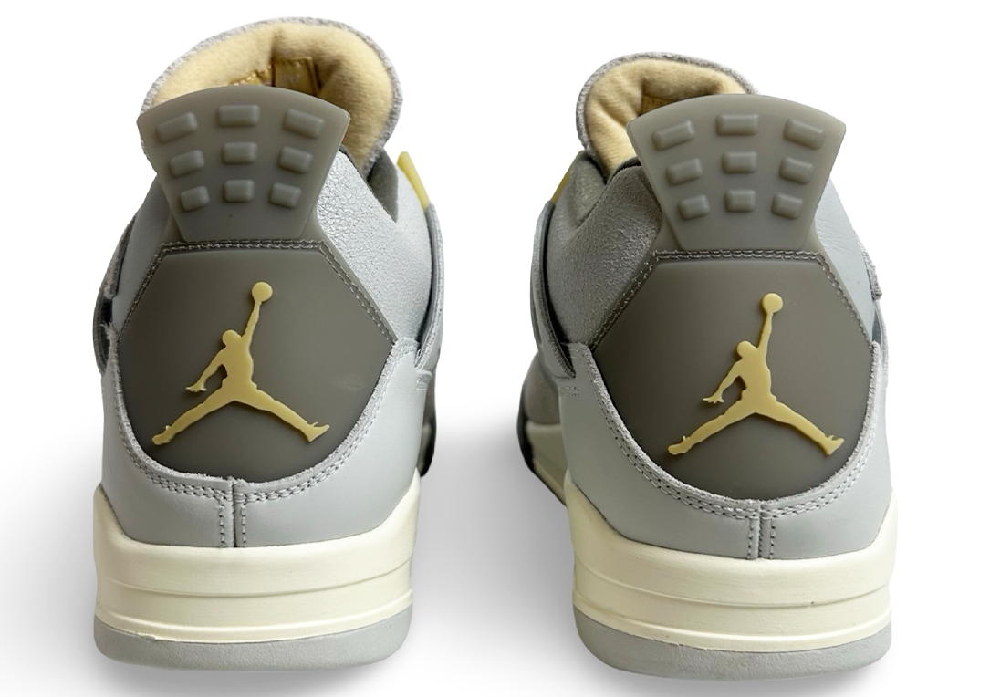 Jordan 4 Retro SE Craft Photon Dust