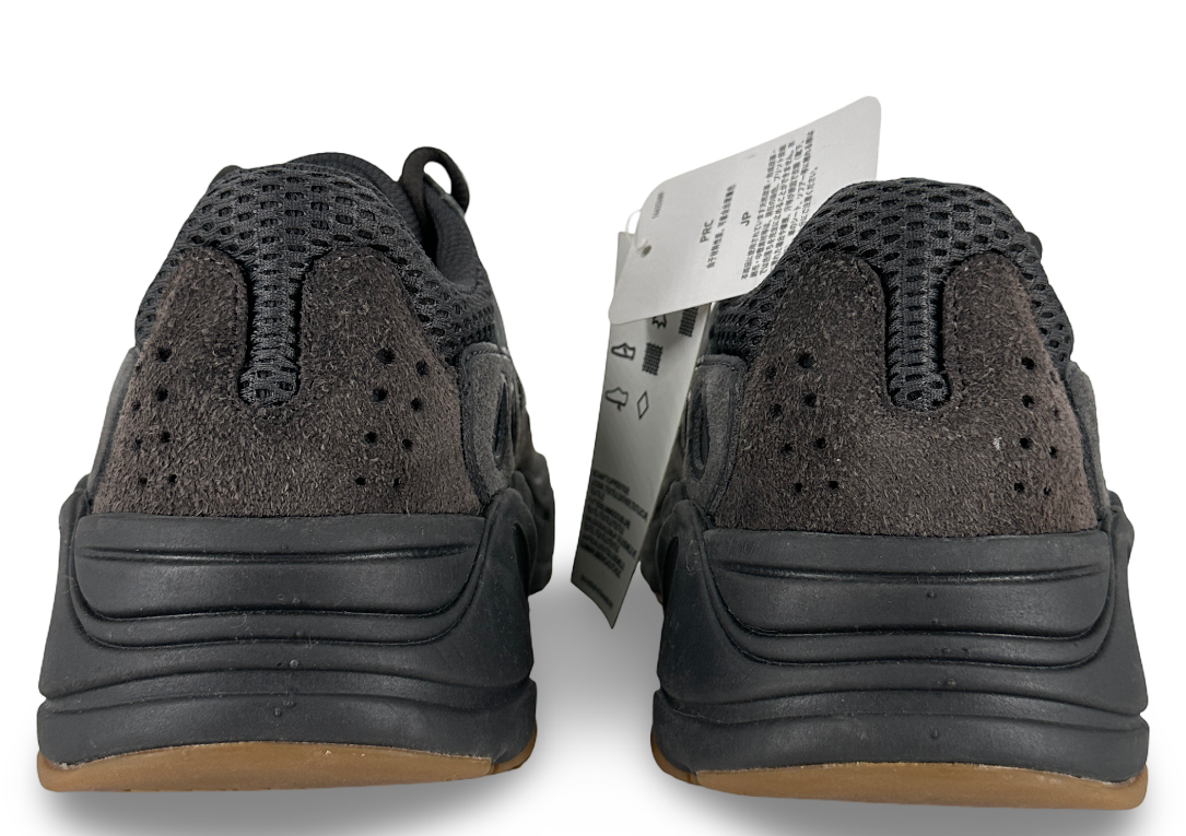 adidas Yeezy Boost 700 Utility Black