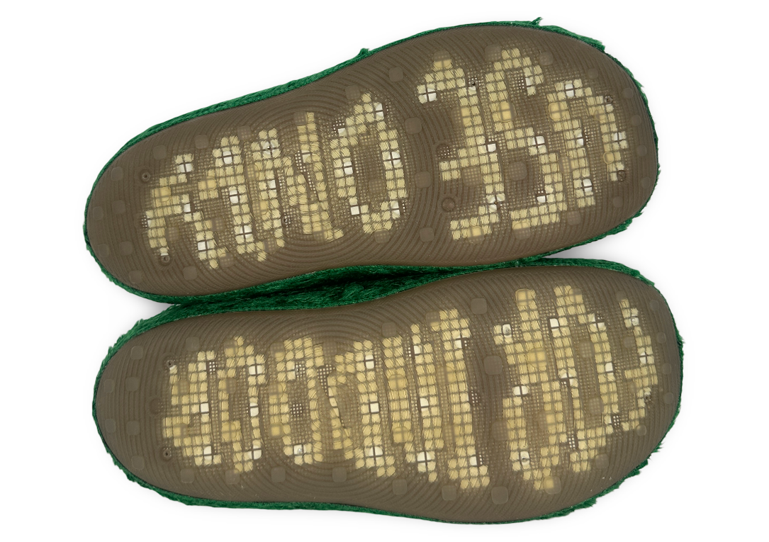 Nike ReactX Rejuven8 Slide .SWOOSH Touch Grass Kelly Green