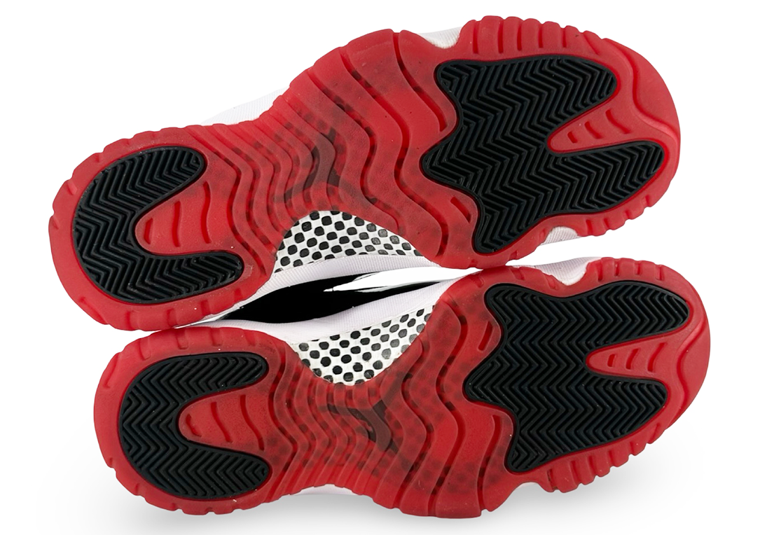 Jordan 11 Retro Playoffs Bred (2019)
