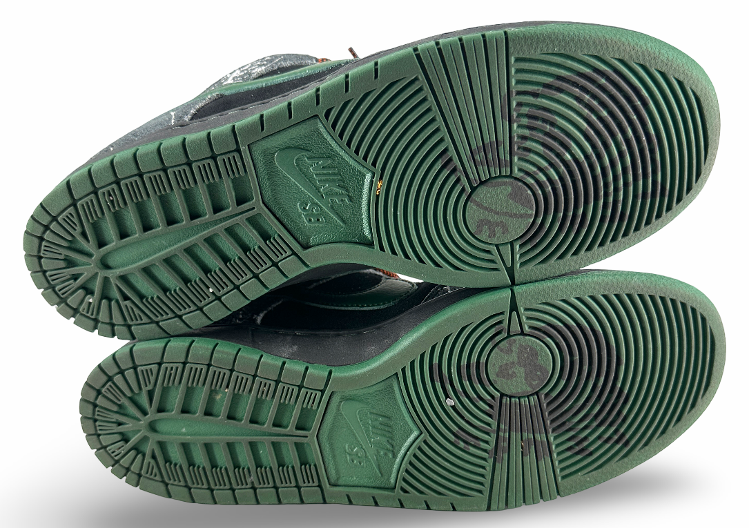 Nike SB Dunk Low There Skateboards