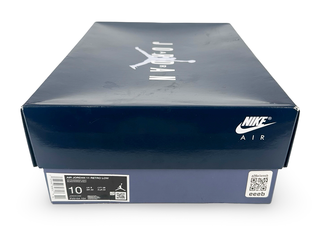 Jordan 11 Retro Low Diffused Blue