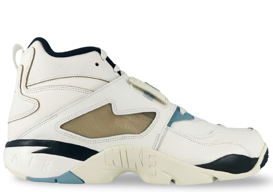 Nike Air Diamond Turf Must Be the Money