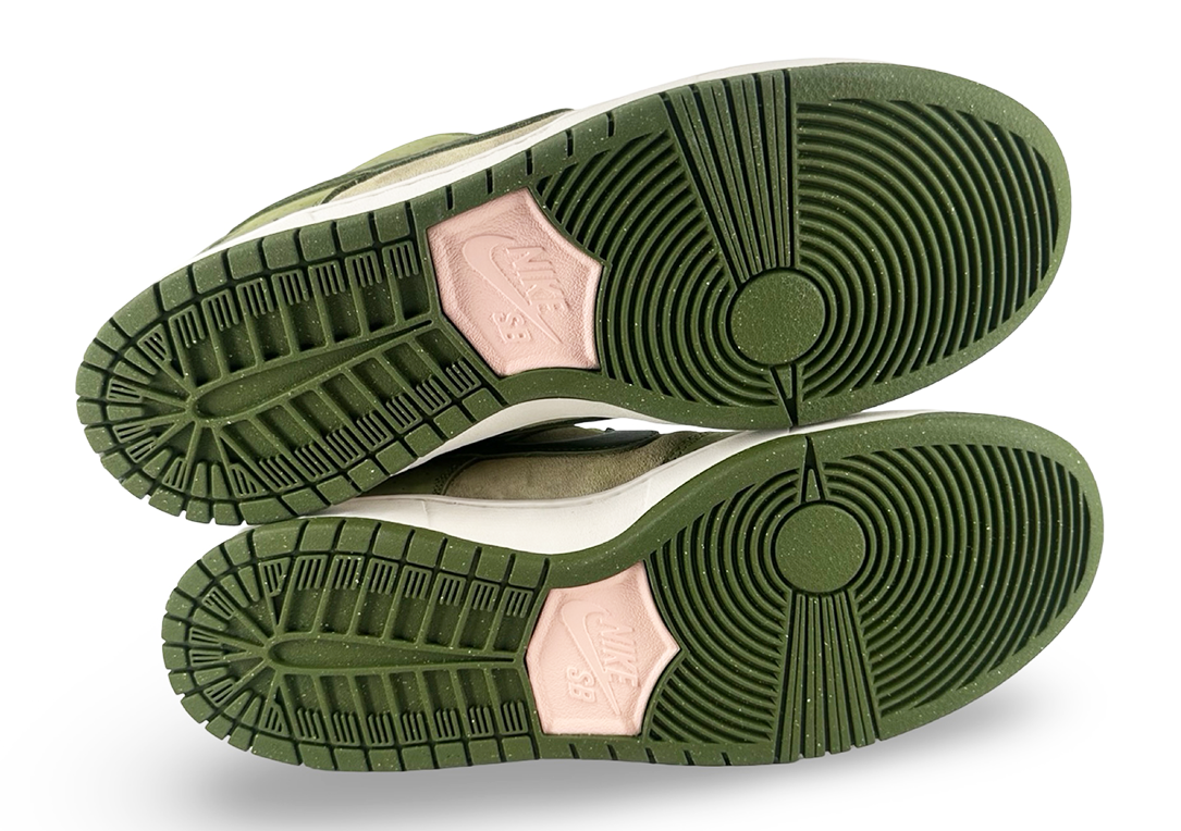 Nike SB Dunk Low Yuto Horigome Matcha