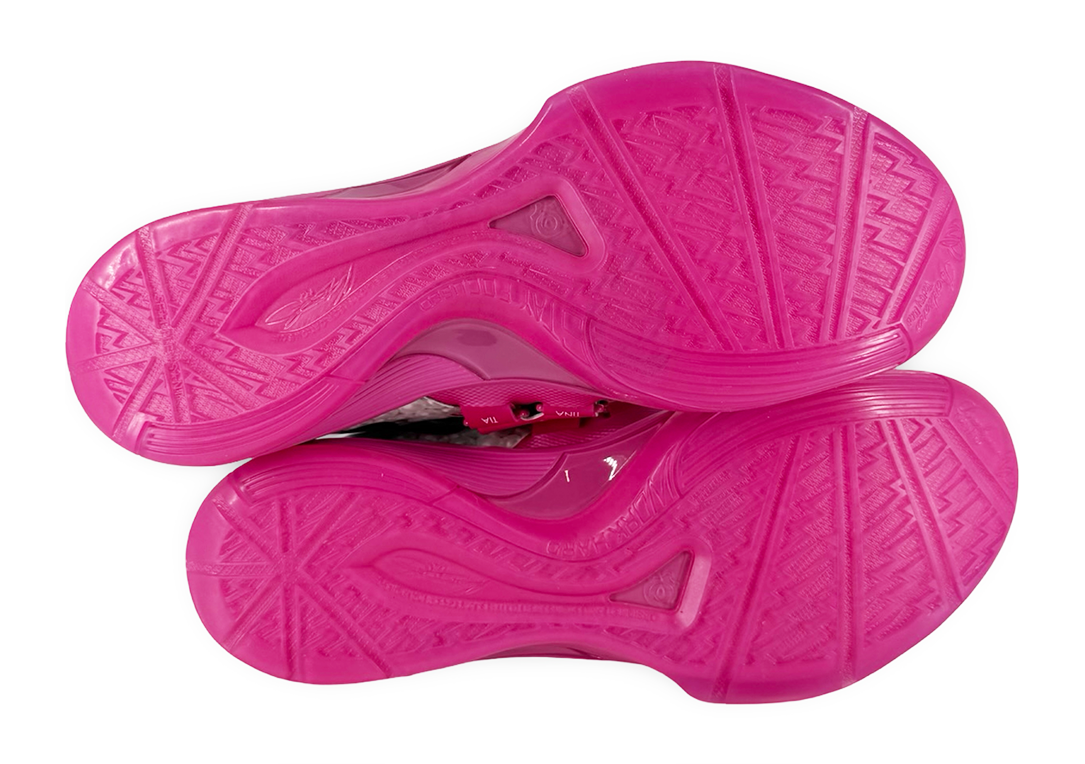 Nike KD 4 Aunt Pearl (2024)