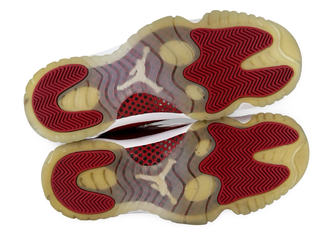 Jordan 11 Retro Cherry (2022)