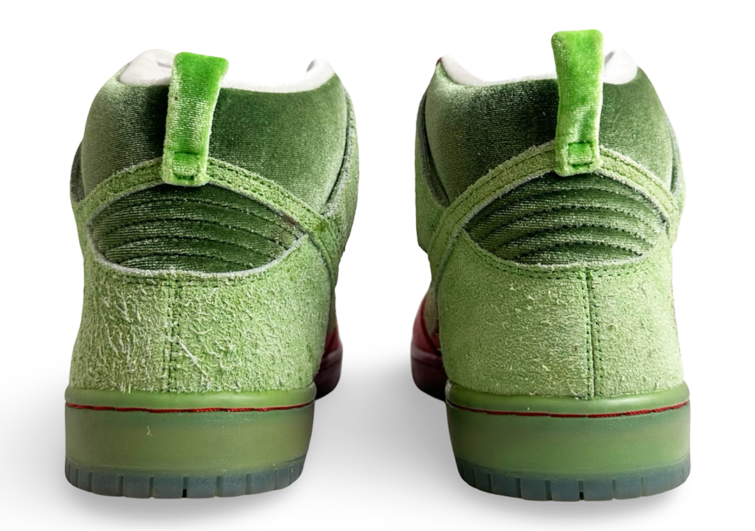 Nike SB Dunk High Strawberry Cough