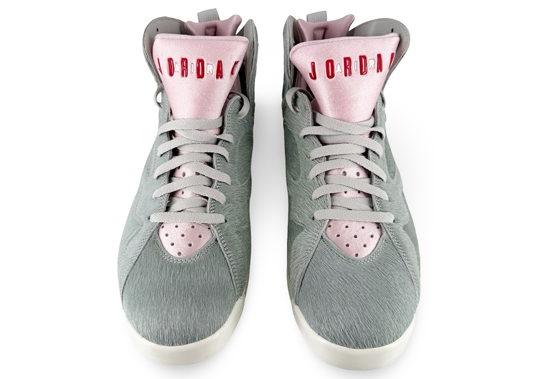 Jordan 7 Retro Neutral Grey