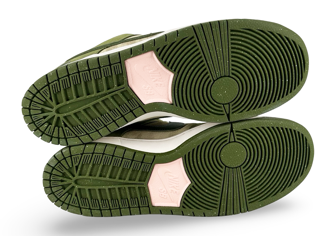 Nike SB Dunk Low Yuto Horigome Matcha