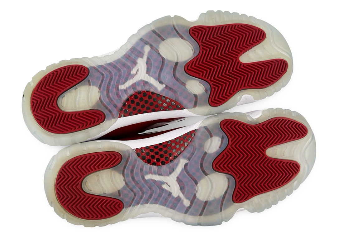 Jordan 11 Retro Cherry (2022)