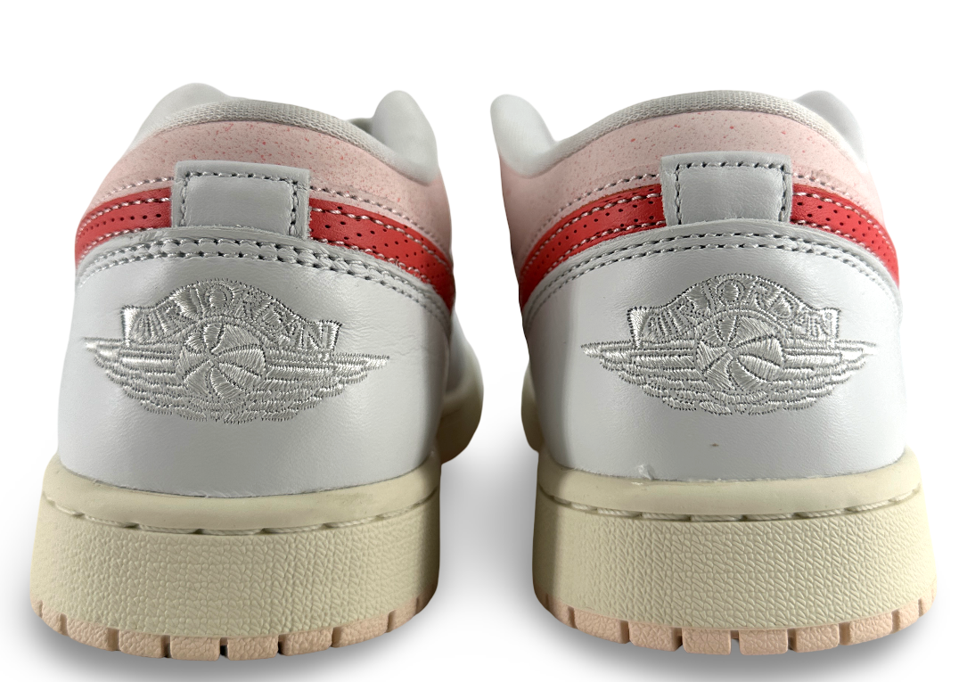 Jordan 1 Low SE Strawberry Milkshake (Women's)