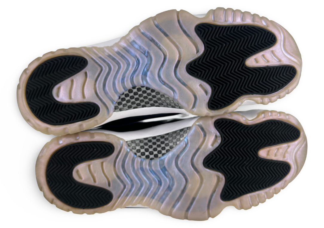 Jordan 11 Retro Low Iridescent