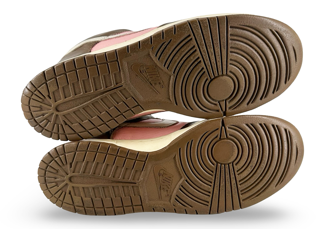 Nike SB Dunk Low Stussy Cherry