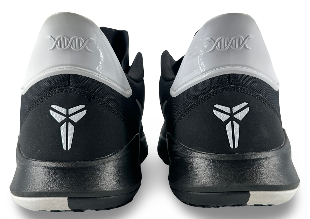 Nike Mamba Fury Black White Smoke Grey