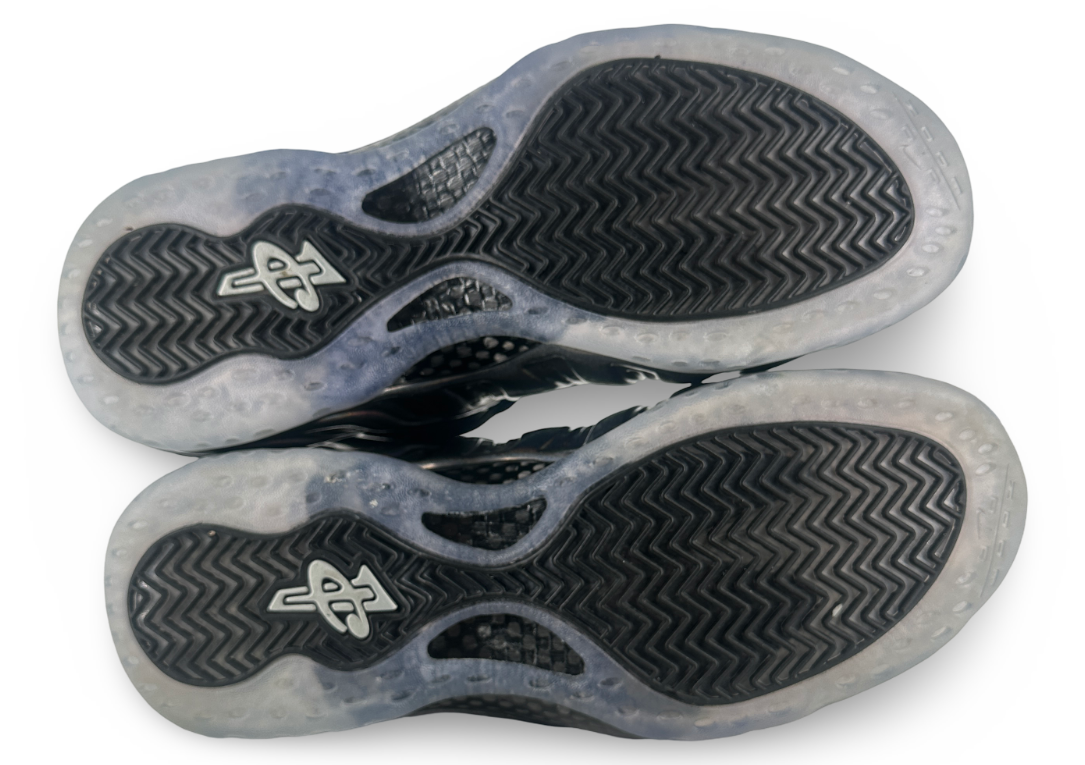 Nike Air Foamposite One Hologram