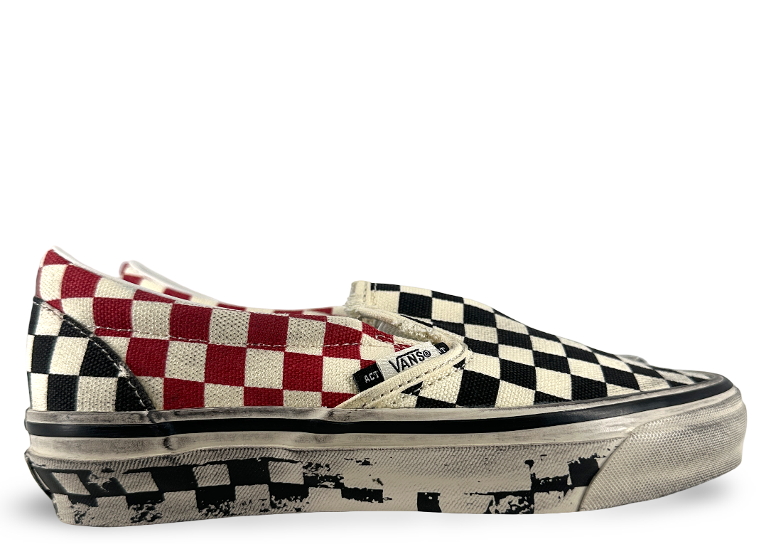 Vans LX Classic Slip-On 98 Act of Disagreement Black Checkerboard