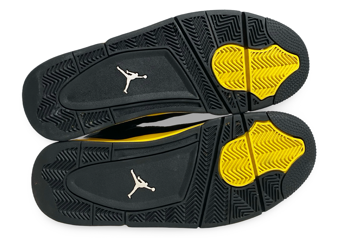 Jordan 4 Retro Thunder (2023)