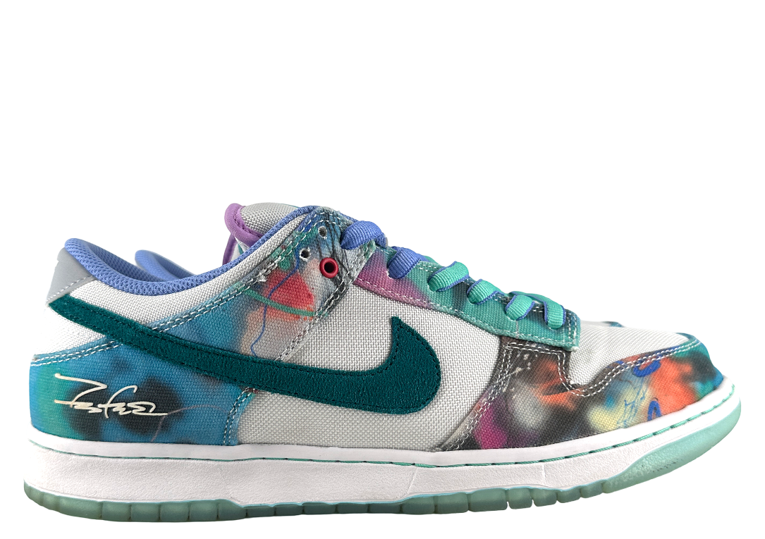 Nike SB Dunk Low Futura Laboratories Bleached Aqua